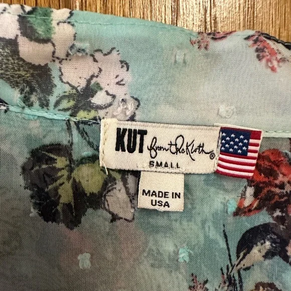 Kut From The Kloth Episkey Henley Chiffon Blouse Small - Picture 3 of 9